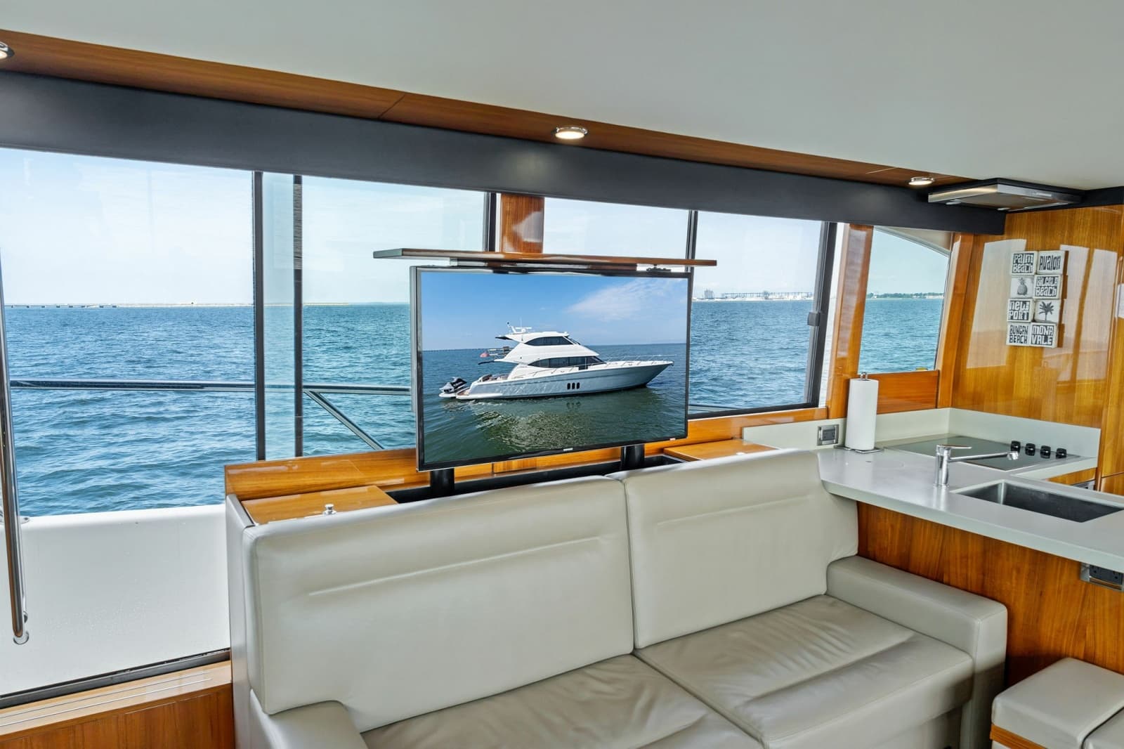 2016 Maritimo M58