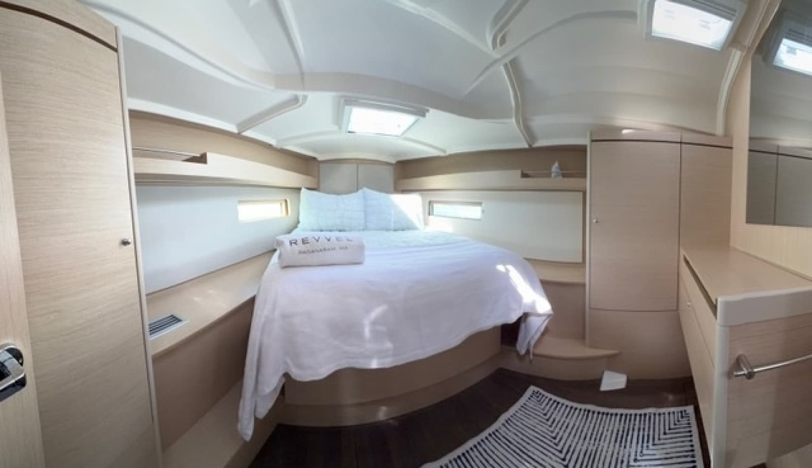 2022 Beneteau Oceanis 40.1