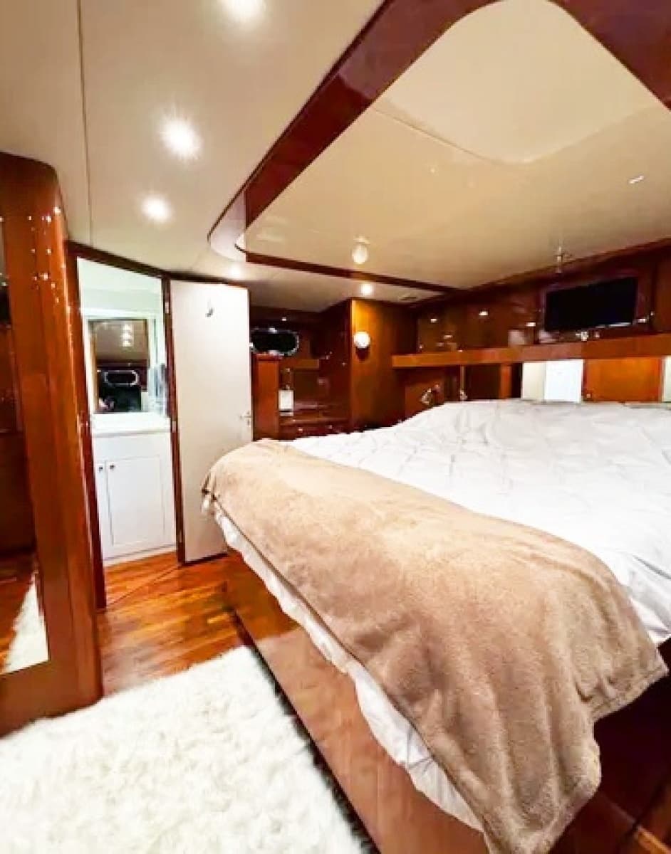 2000 Jefferson Marquessa 56 Cockpit