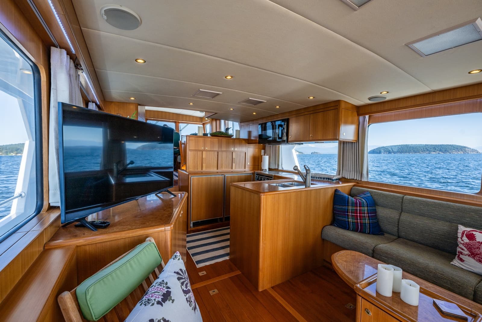 2003 Jefferson 53 Pilothouse