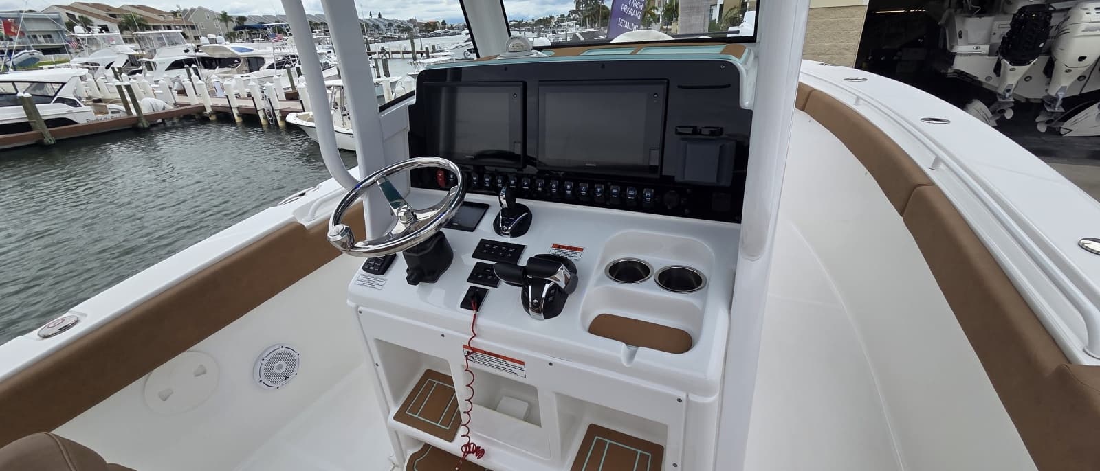 2021 Sea Hunt 27 Gamefish CB