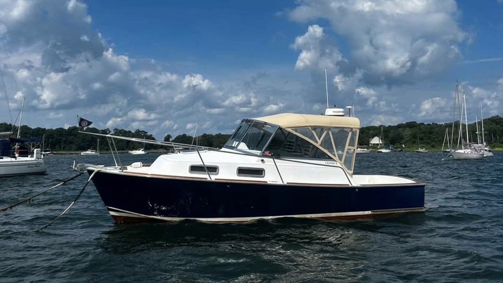 2000 Legacy Yachts 28 Express