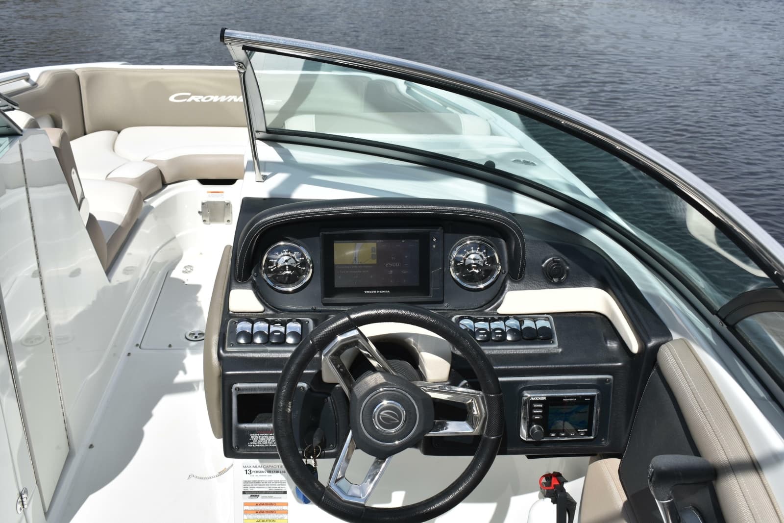2019 Crownline Eclipse E255 SURF