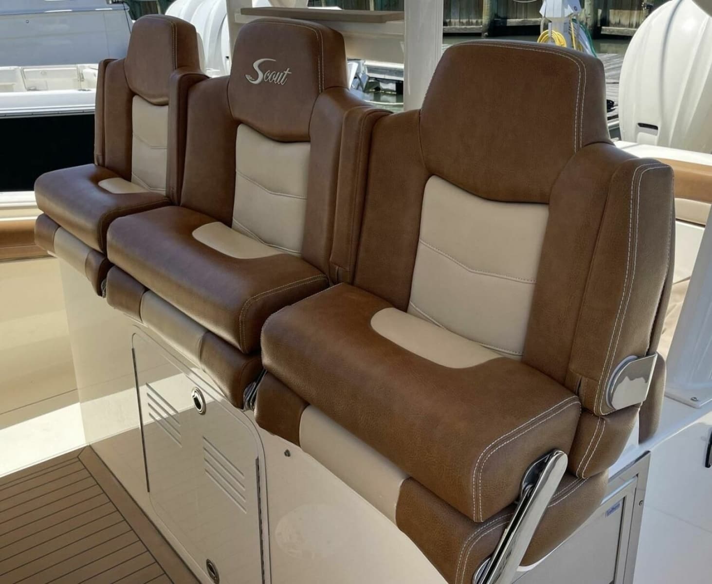 2019 Scout 380 LXF