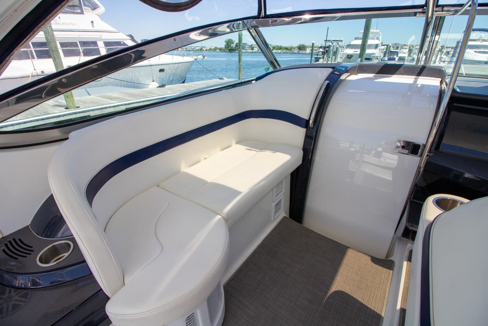 2016 Formula 40 Performance Cruiser