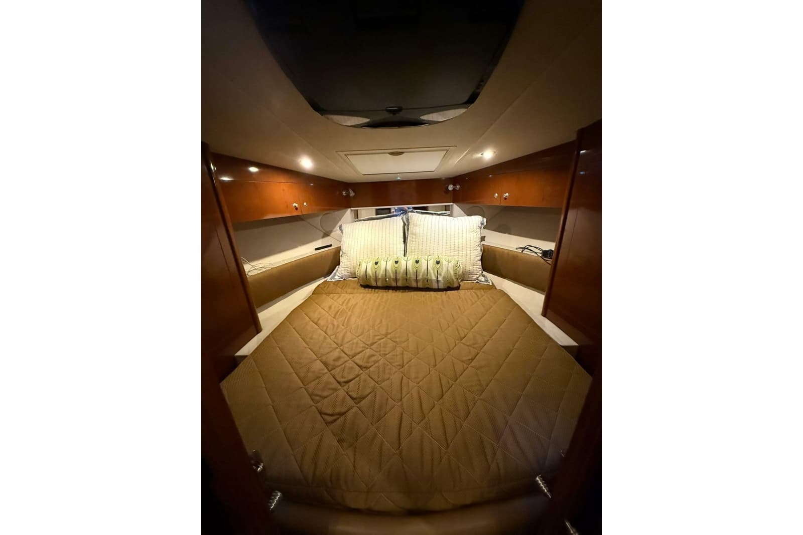 2009 Sea Ray Sundancer 350