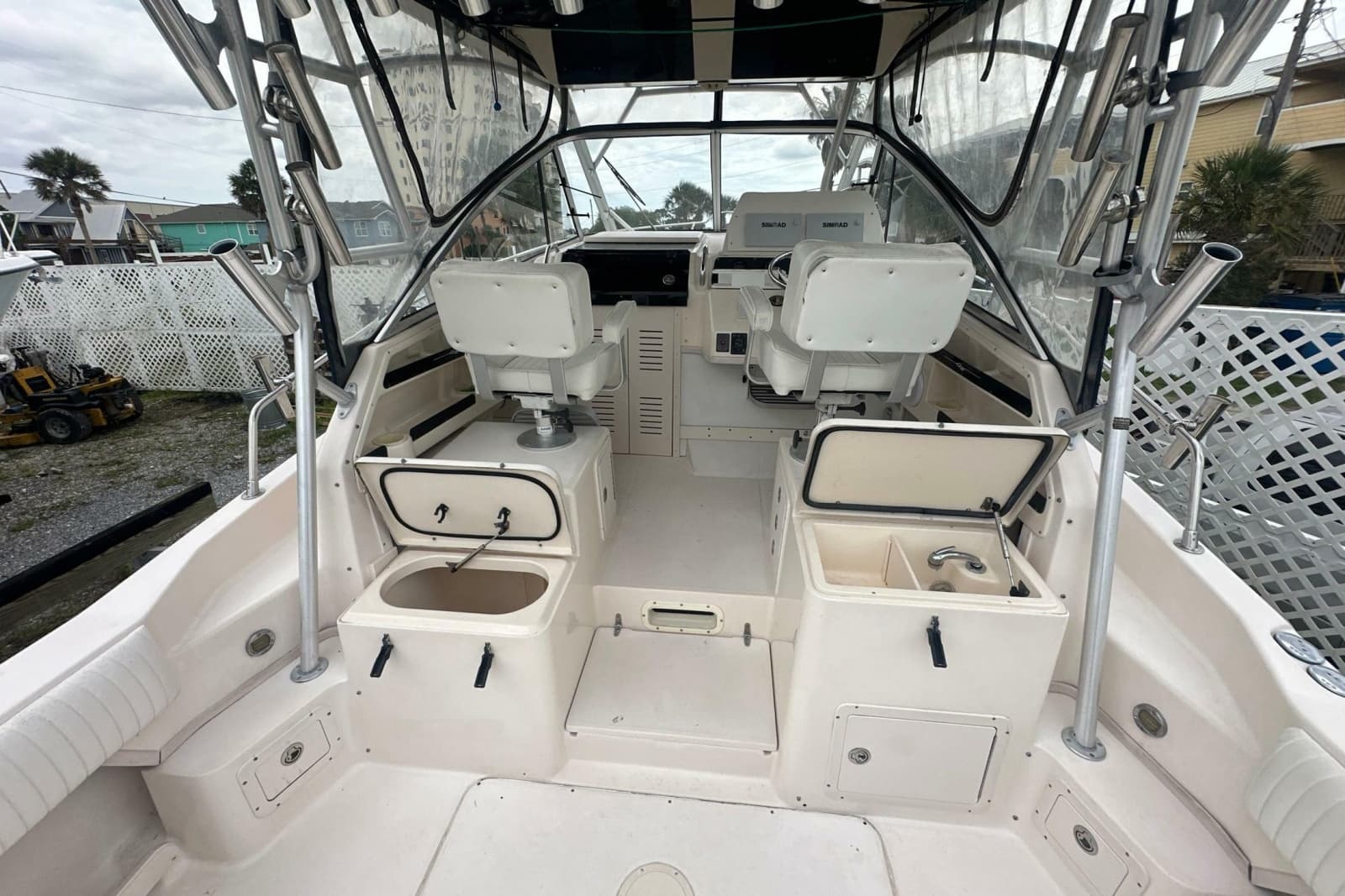 2006 Grady-White Marlin 300