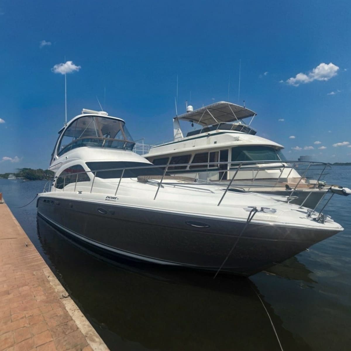 2006 Sea Ray 52 Sedan Bridge