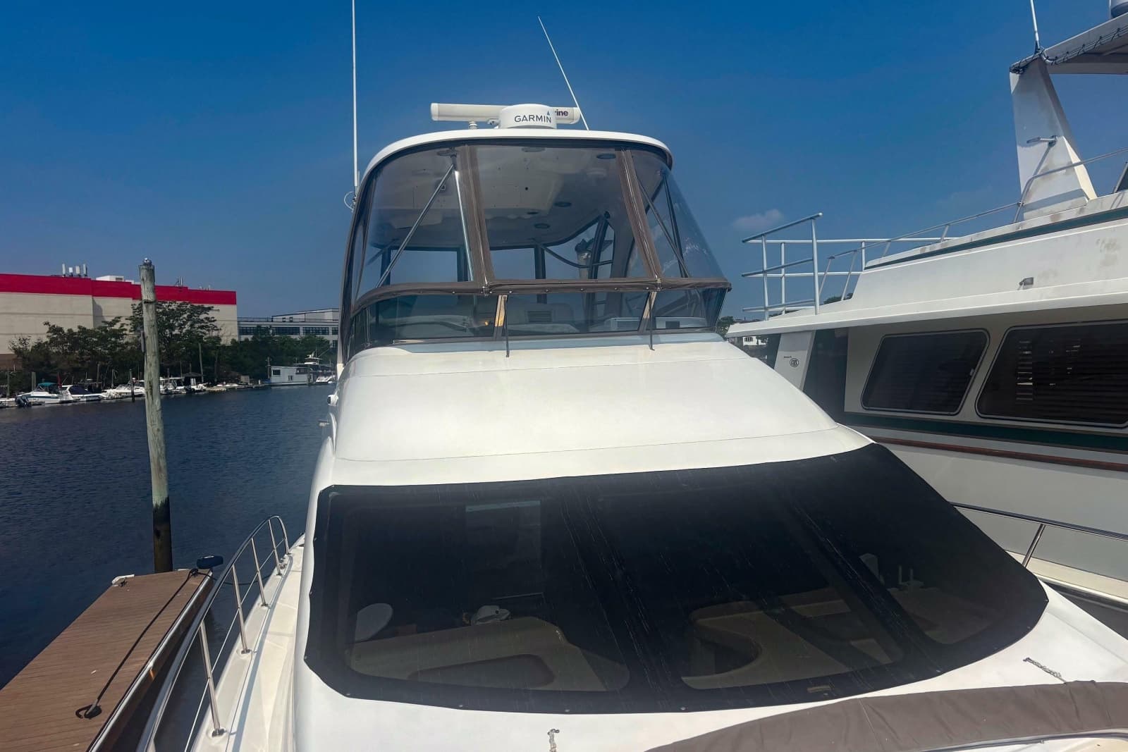 2006 Sea Ray 52 Sedan Bridge