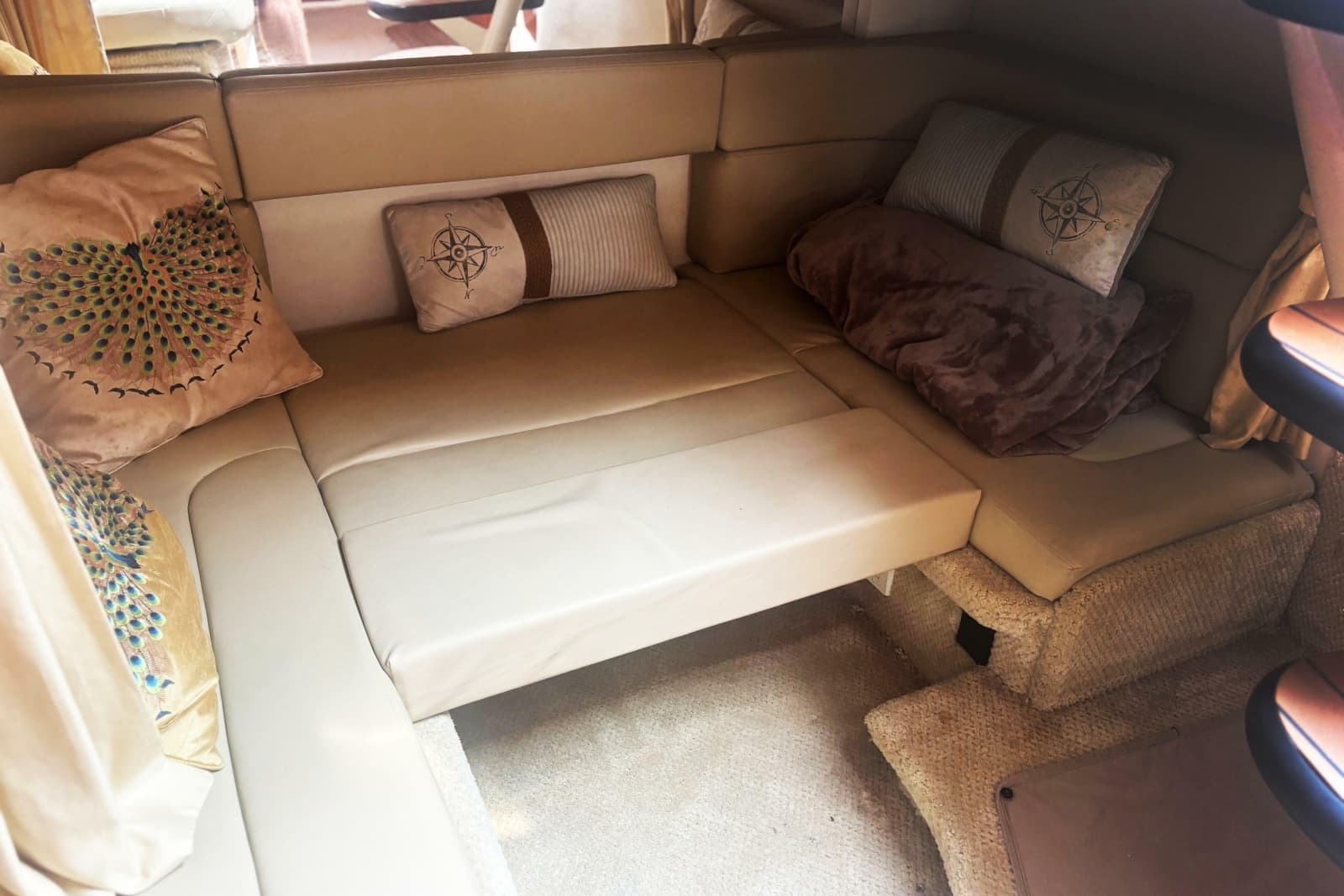 2006 Sea Ray Sundancer 320