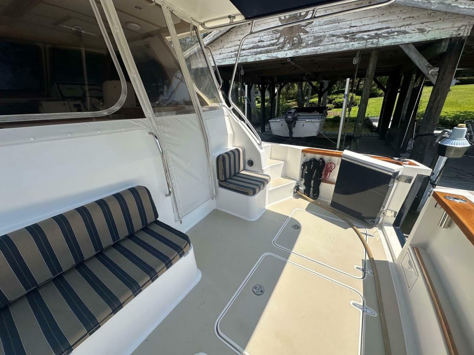 2005 Sabre 42 Express