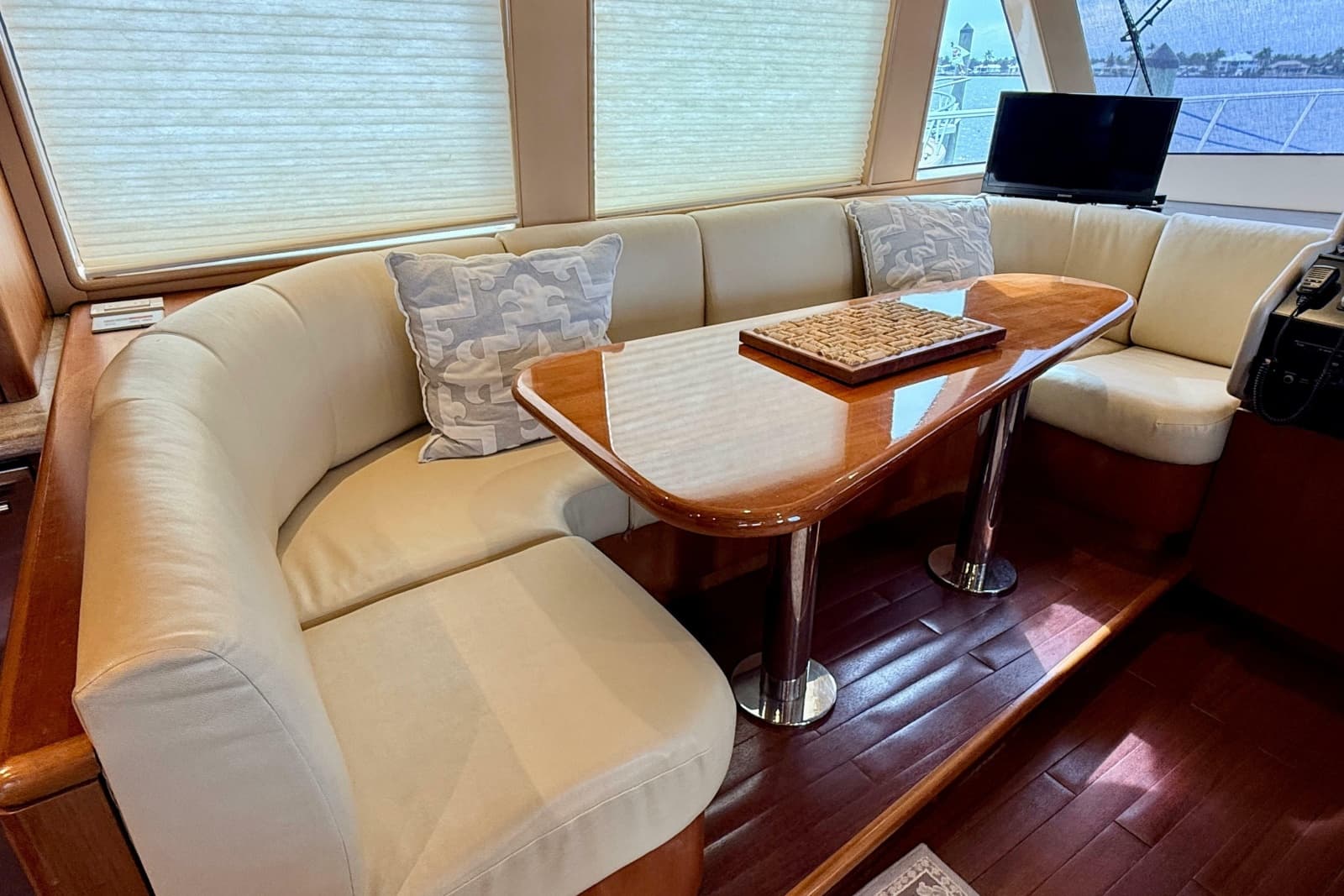 2002 Cheoy Lee 72 Raised Pilot House Motor Yacht