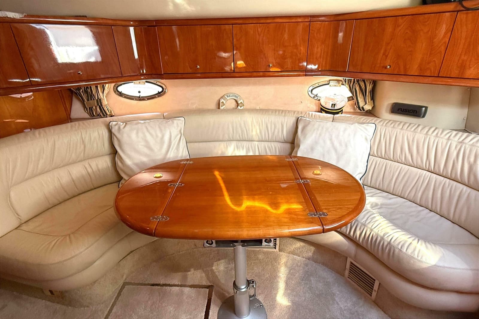 2002 Sunseeker Camargue 44