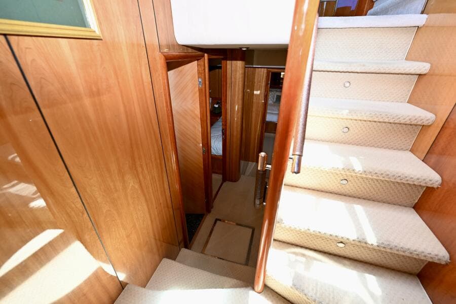 2005 Sunseeker Yacht