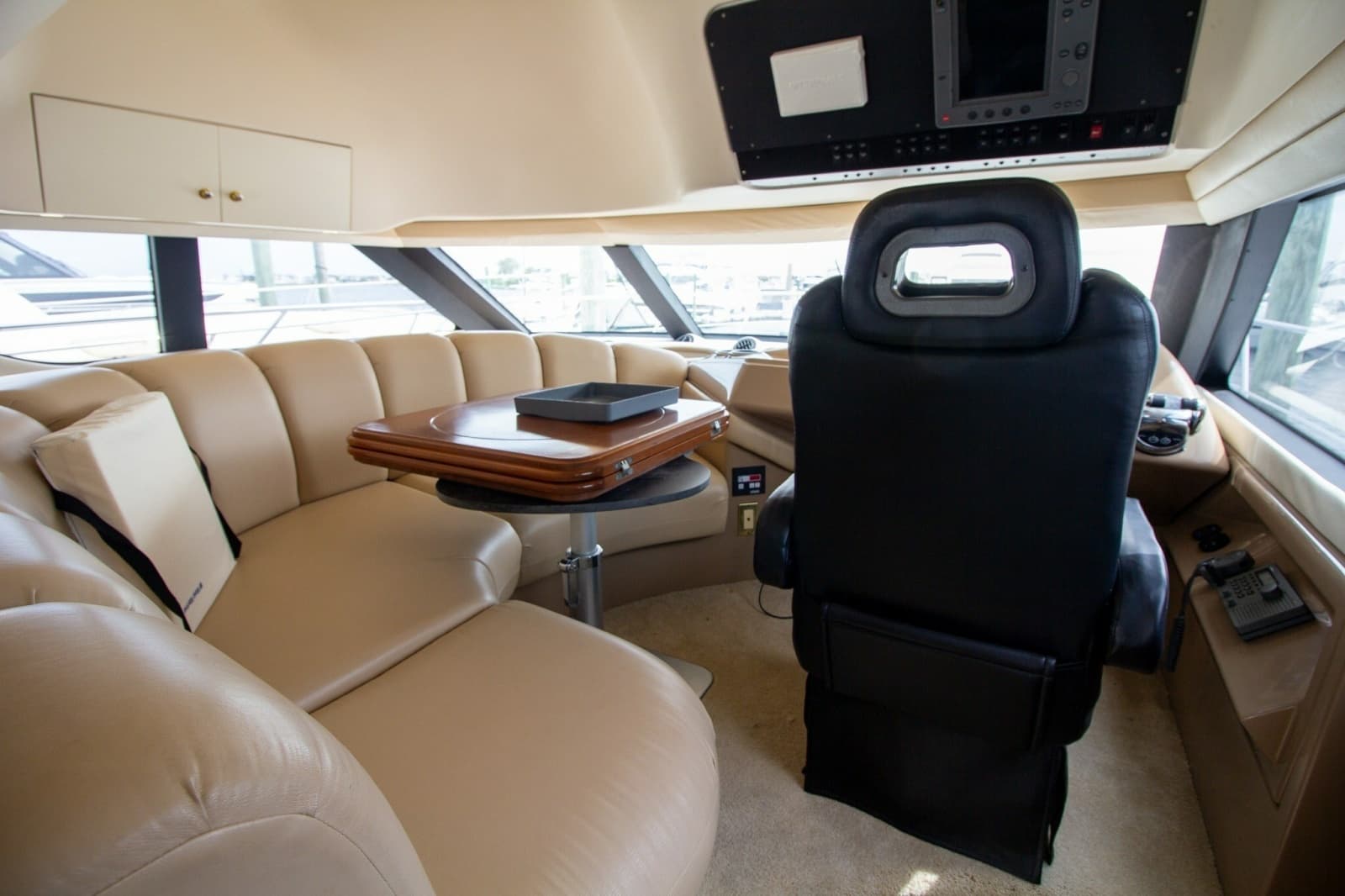 2000 Carver 450 Voyager Pilothouse