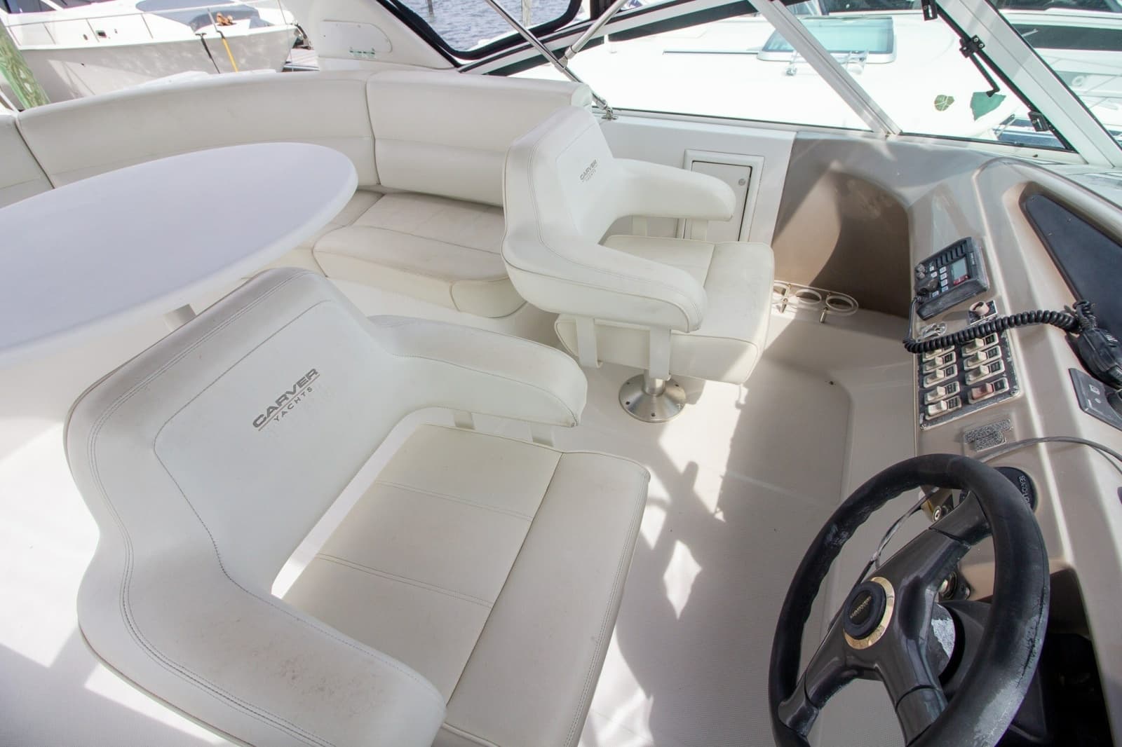 2000 Carver 450 Voyager Pilothouse