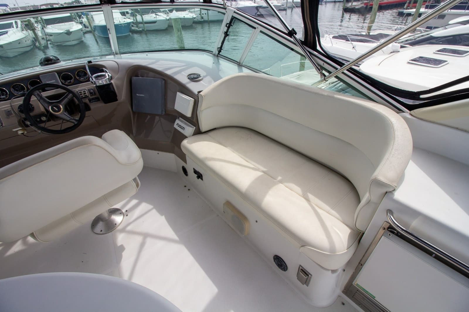 2000 Carver 450 Voyager Pilothouse