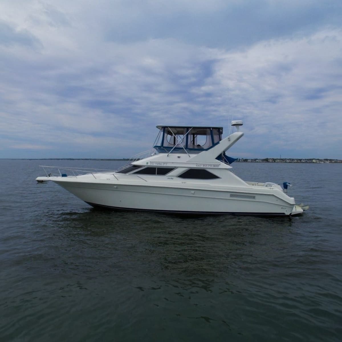 1993 Sea Ray 440 Express Bridge
