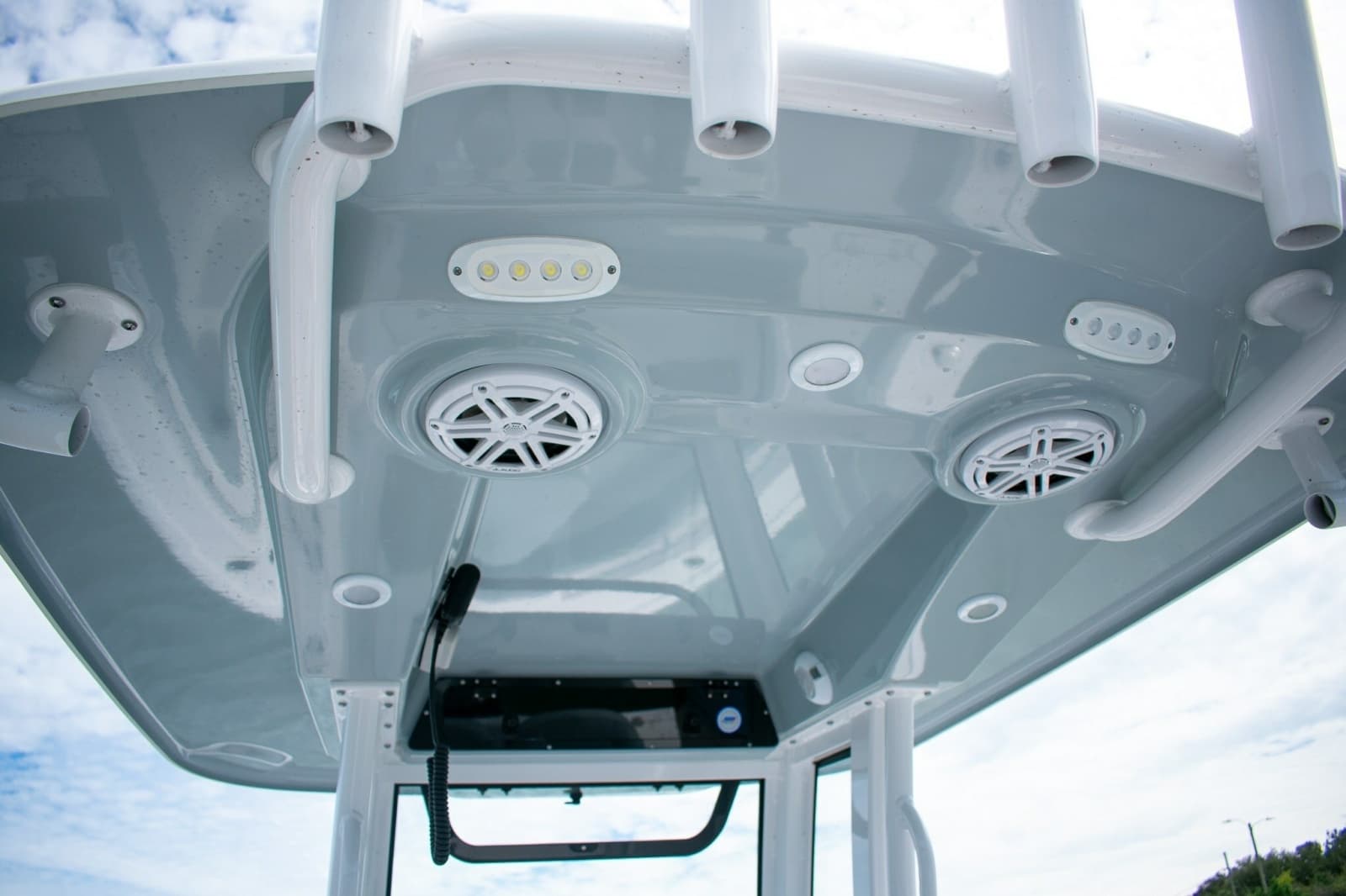 2026 Sportsman Open 212 Center Console