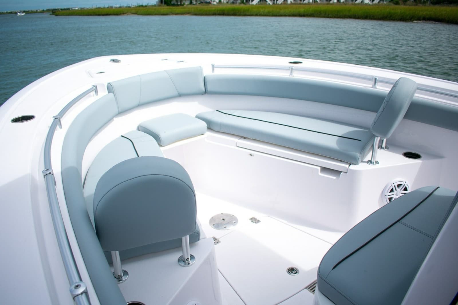 2026 Sportsman Open 212 Center Console