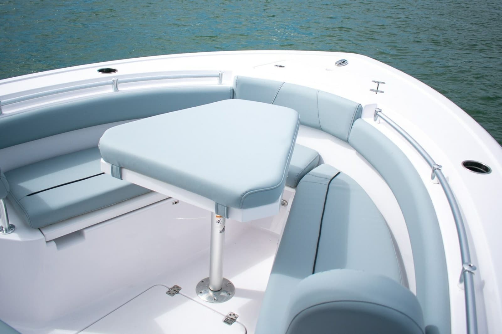 2026 Sportsman Open 212 Center Console