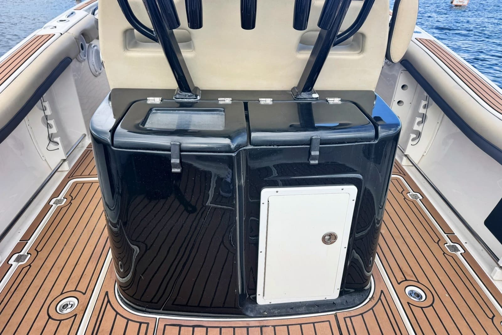 2019 Tidewater 320 CC Adventure