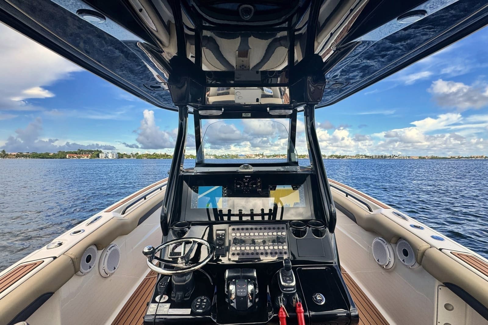 2019 Tidewater 320 CC Adventure