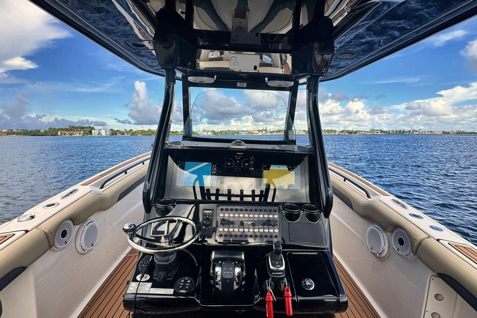 2019 Tidewater 320 CC Adventure