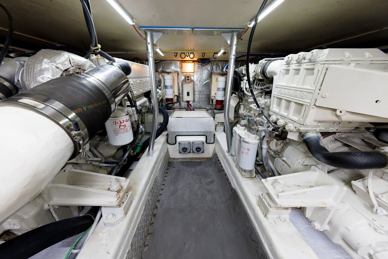 2003 Ocean Yachts 43 Super Sport
