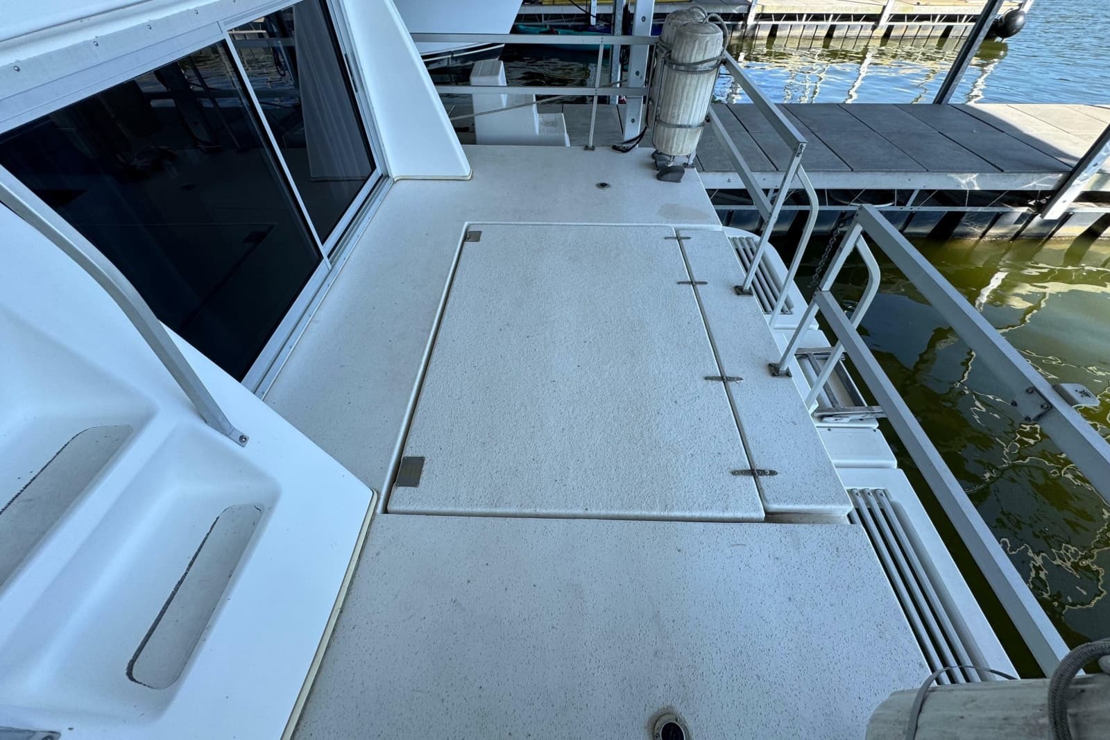1993 Gibson 44 CABIN YACHT