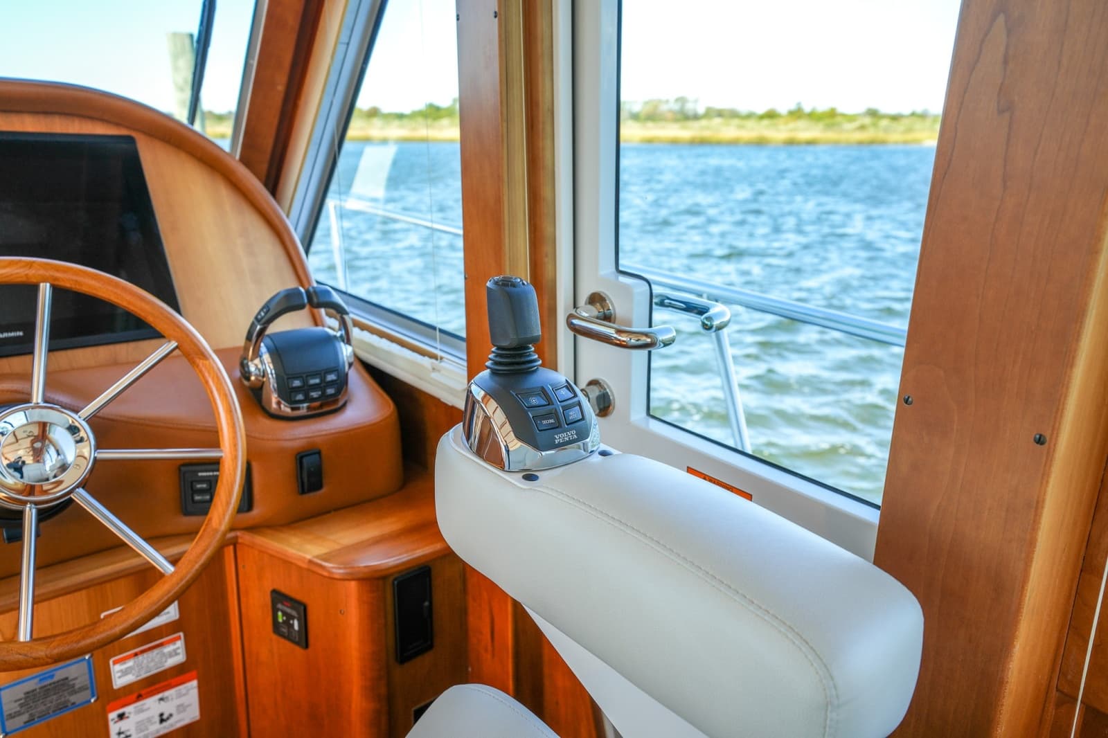 2022 Sabre 48 Salon Express