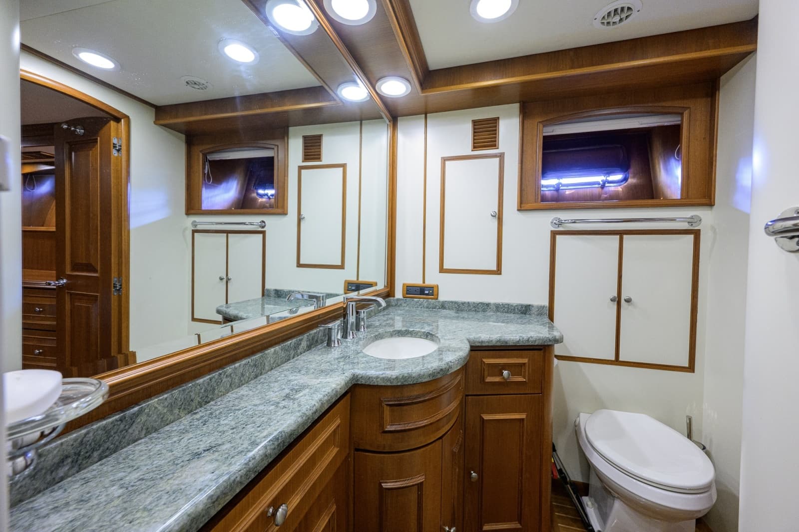 2008 Grand Banks 72RP Aleutian