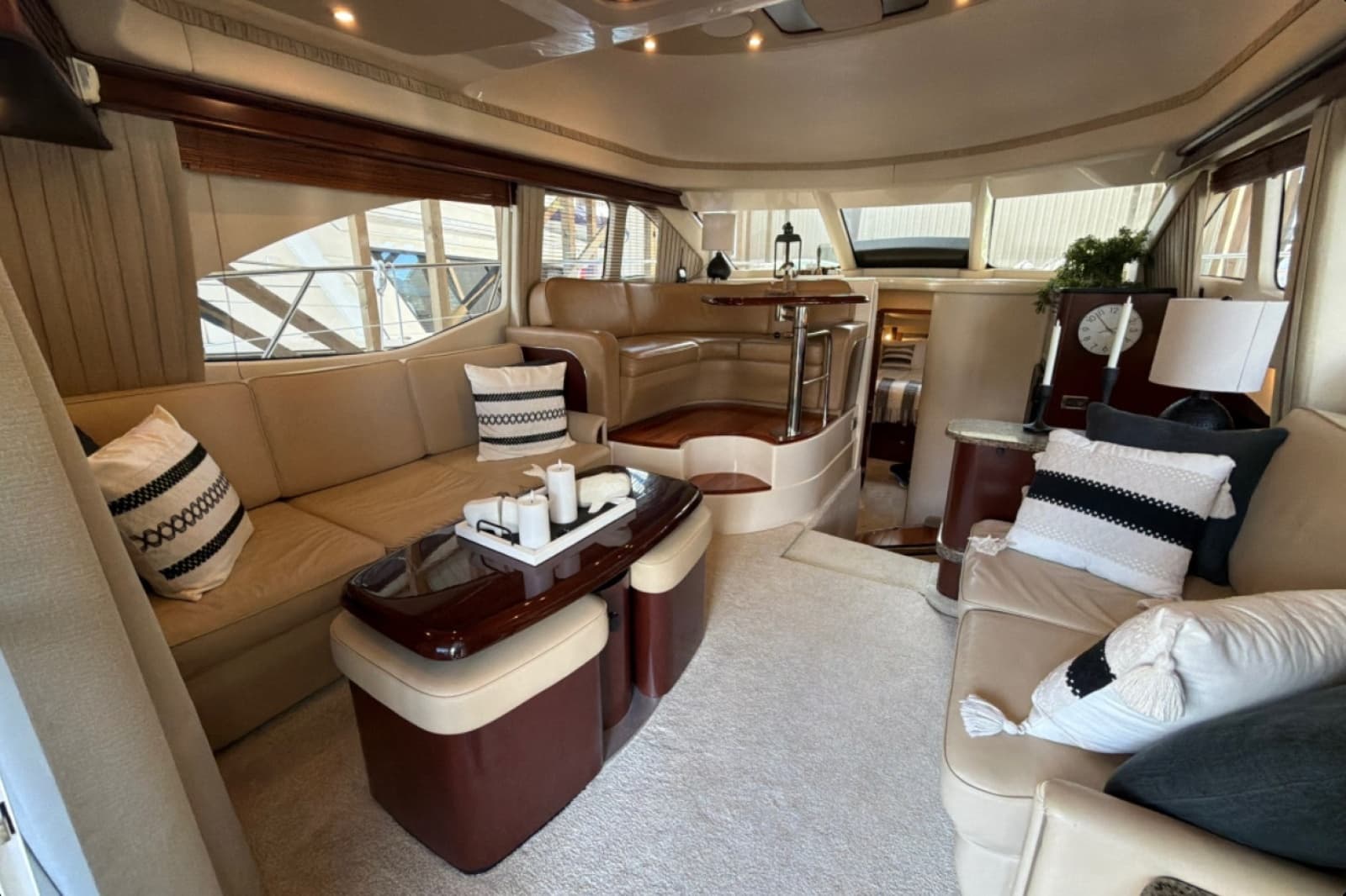 2007 Sea Ray 44 Sedan Bridge