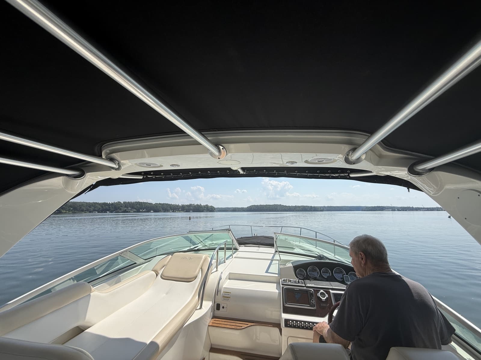 2013 Sea Ray Sundancer 350
