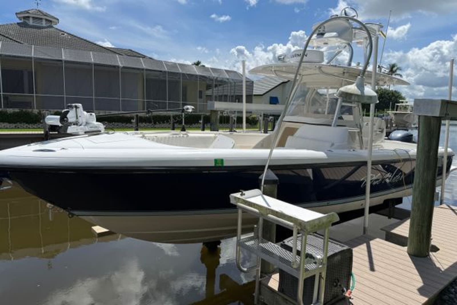 2014 Intrepid 327