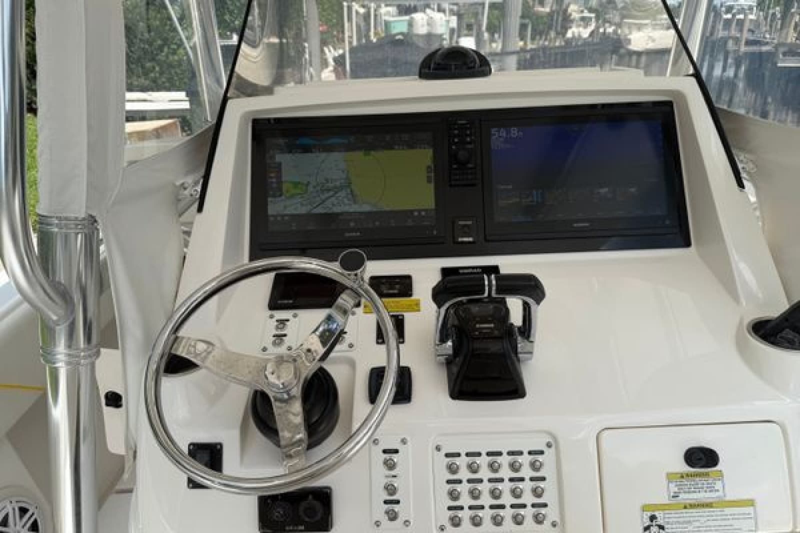 2014 Intrepid 327