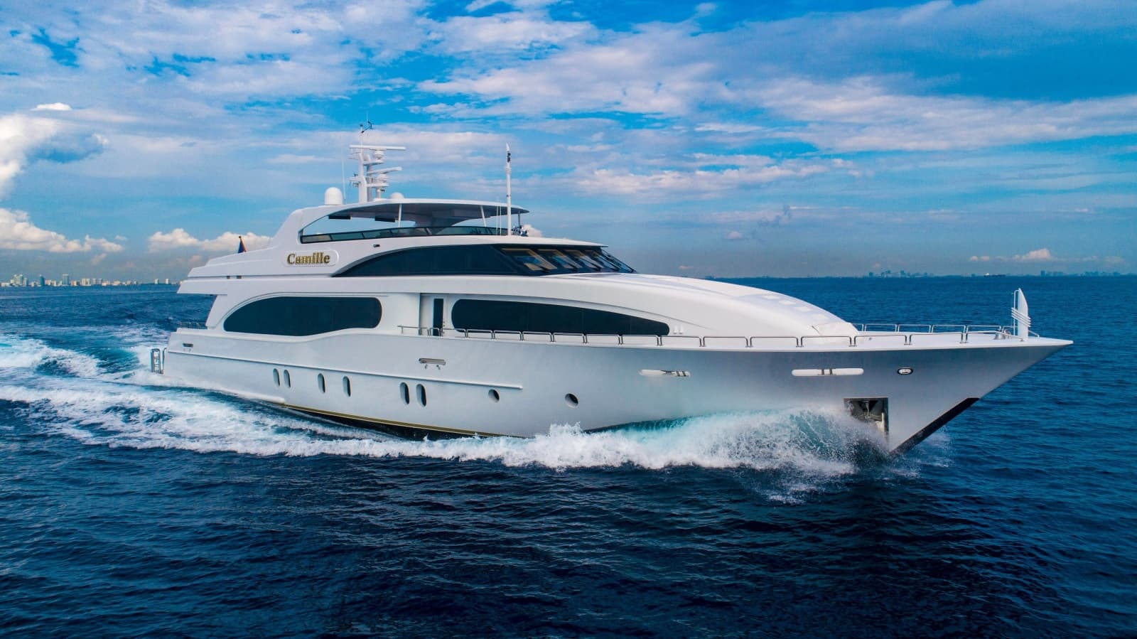 2007 Broward Raised Pilothouse