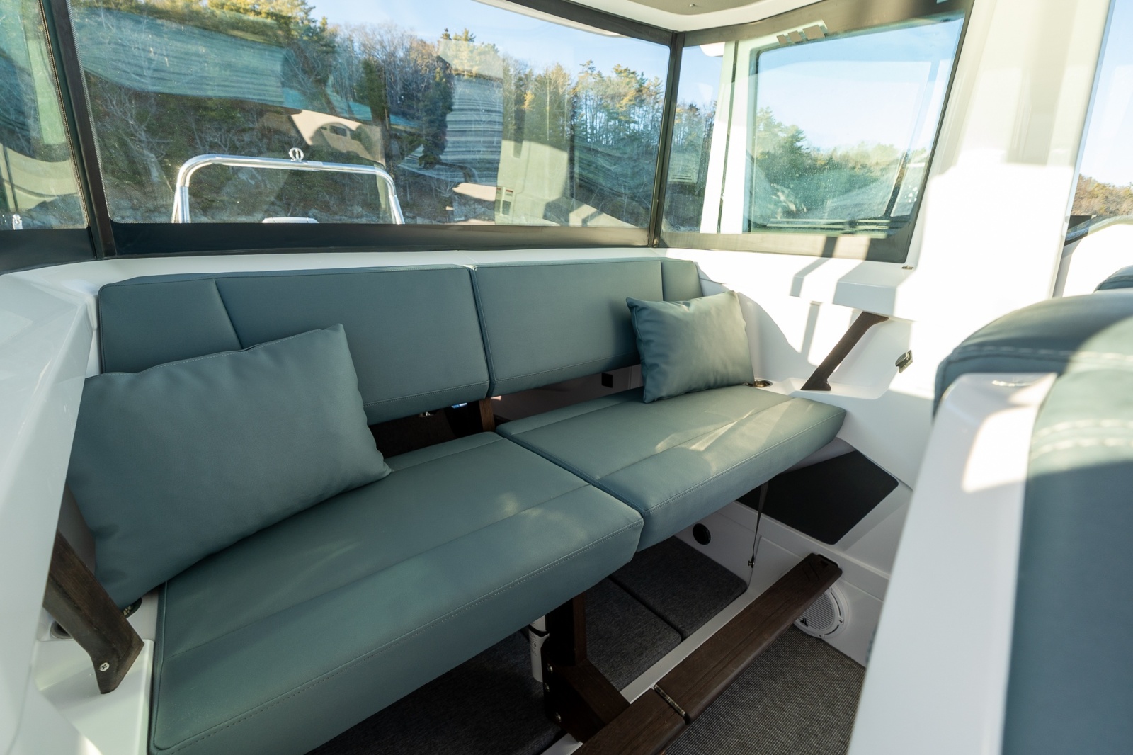 2026 Axopar Cross Cabin