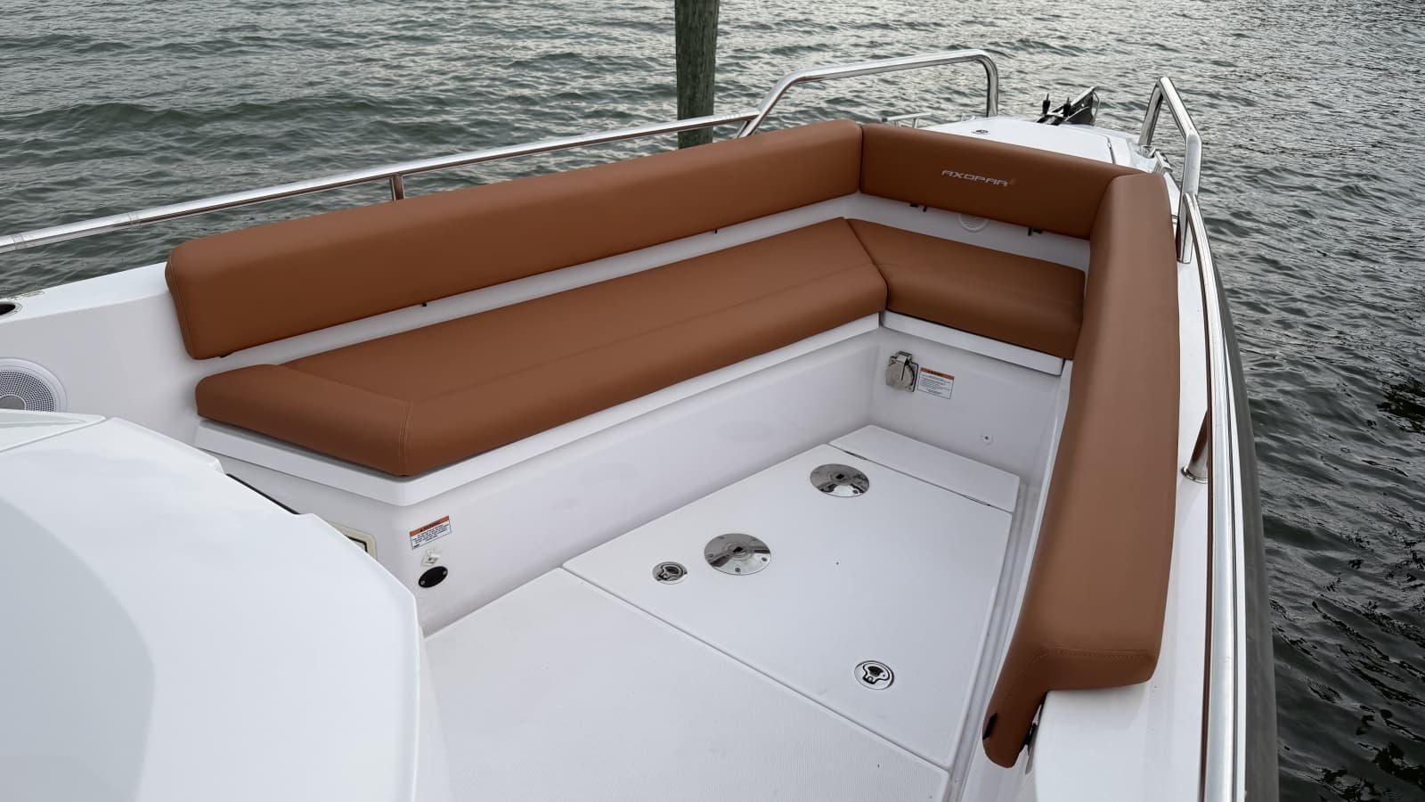 2023 Axopar 28 Cabin w/Wet Bar