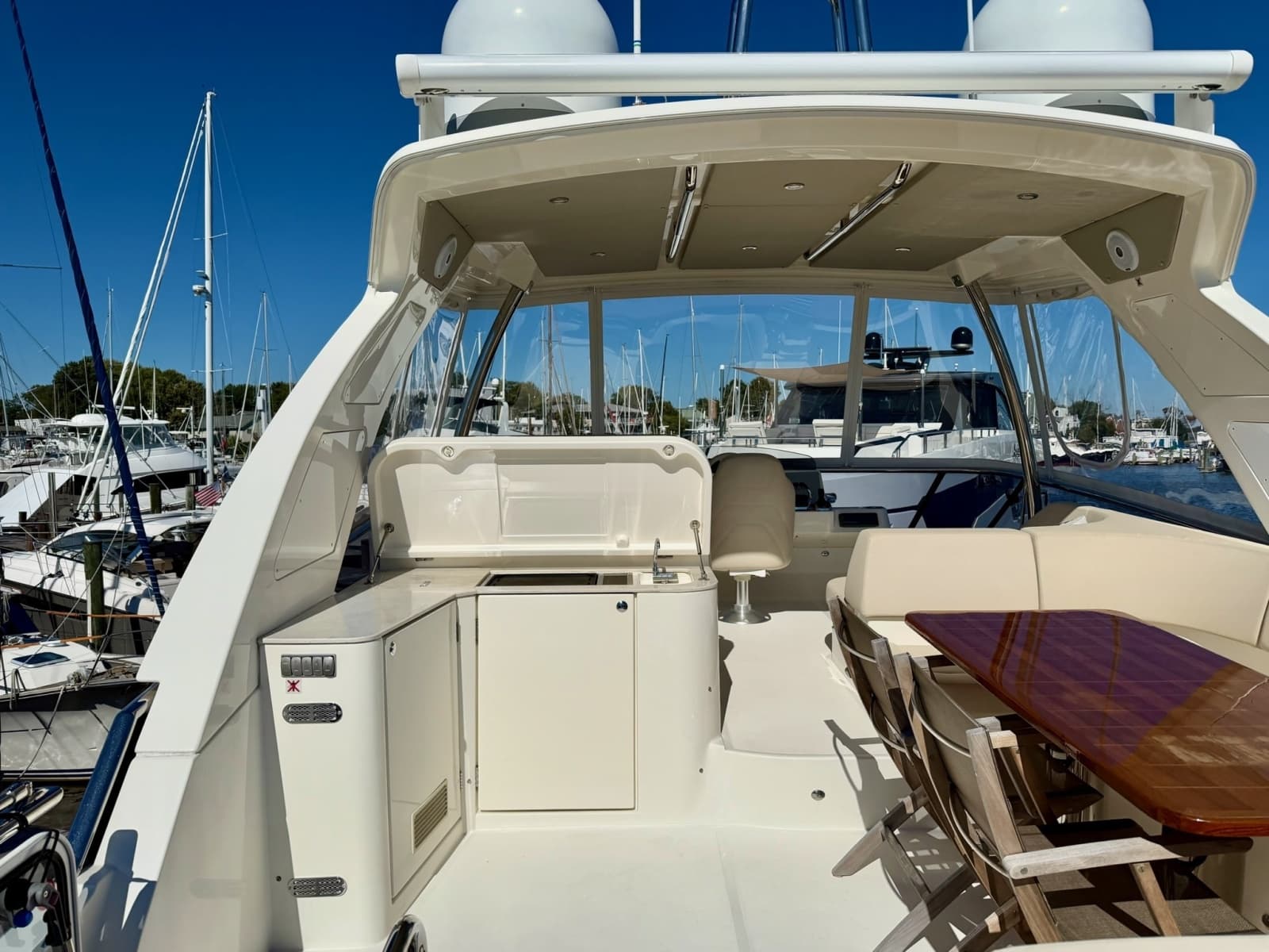 2017 Absolute Navetta 52