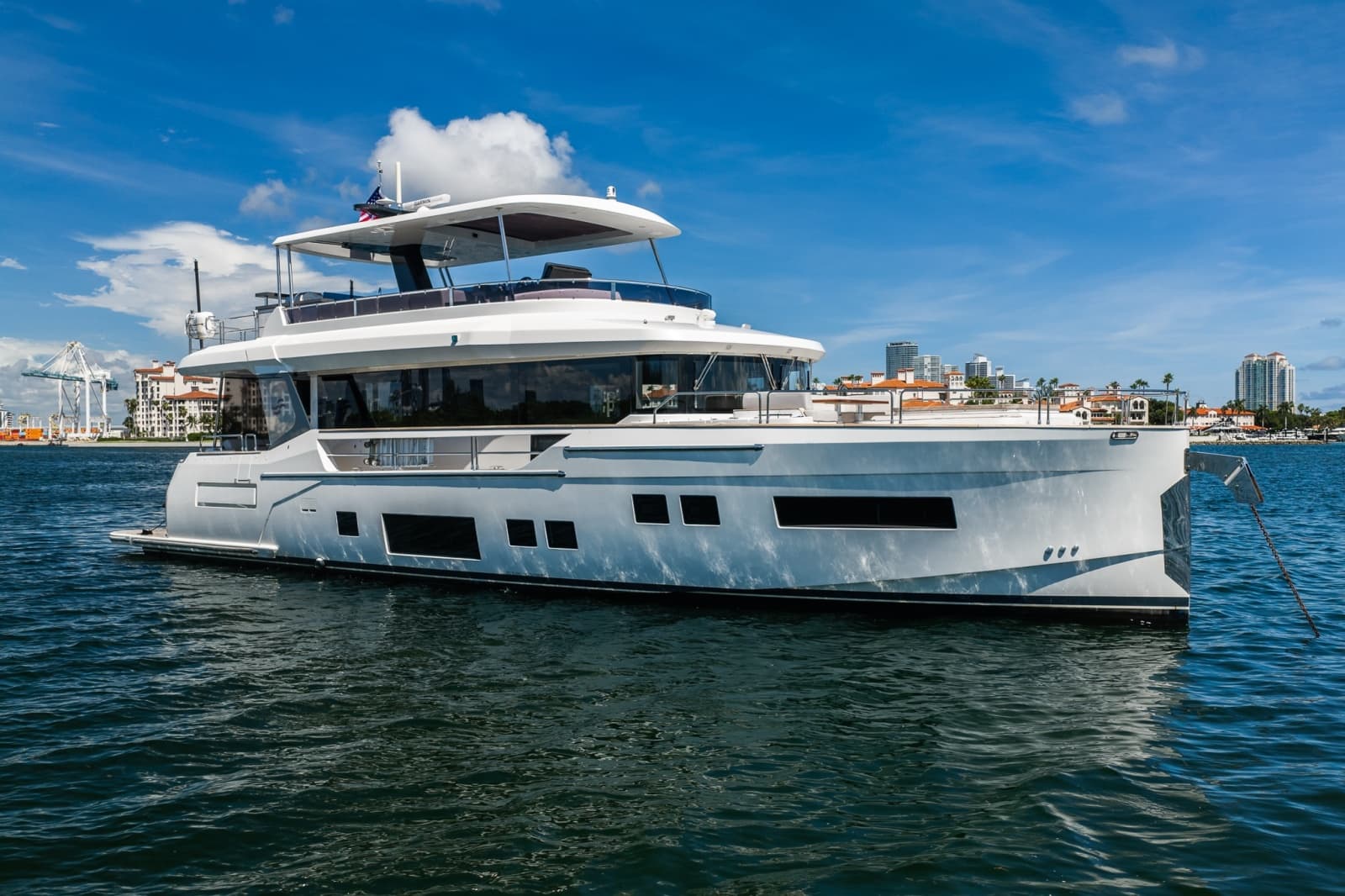 2023 Sirena 68