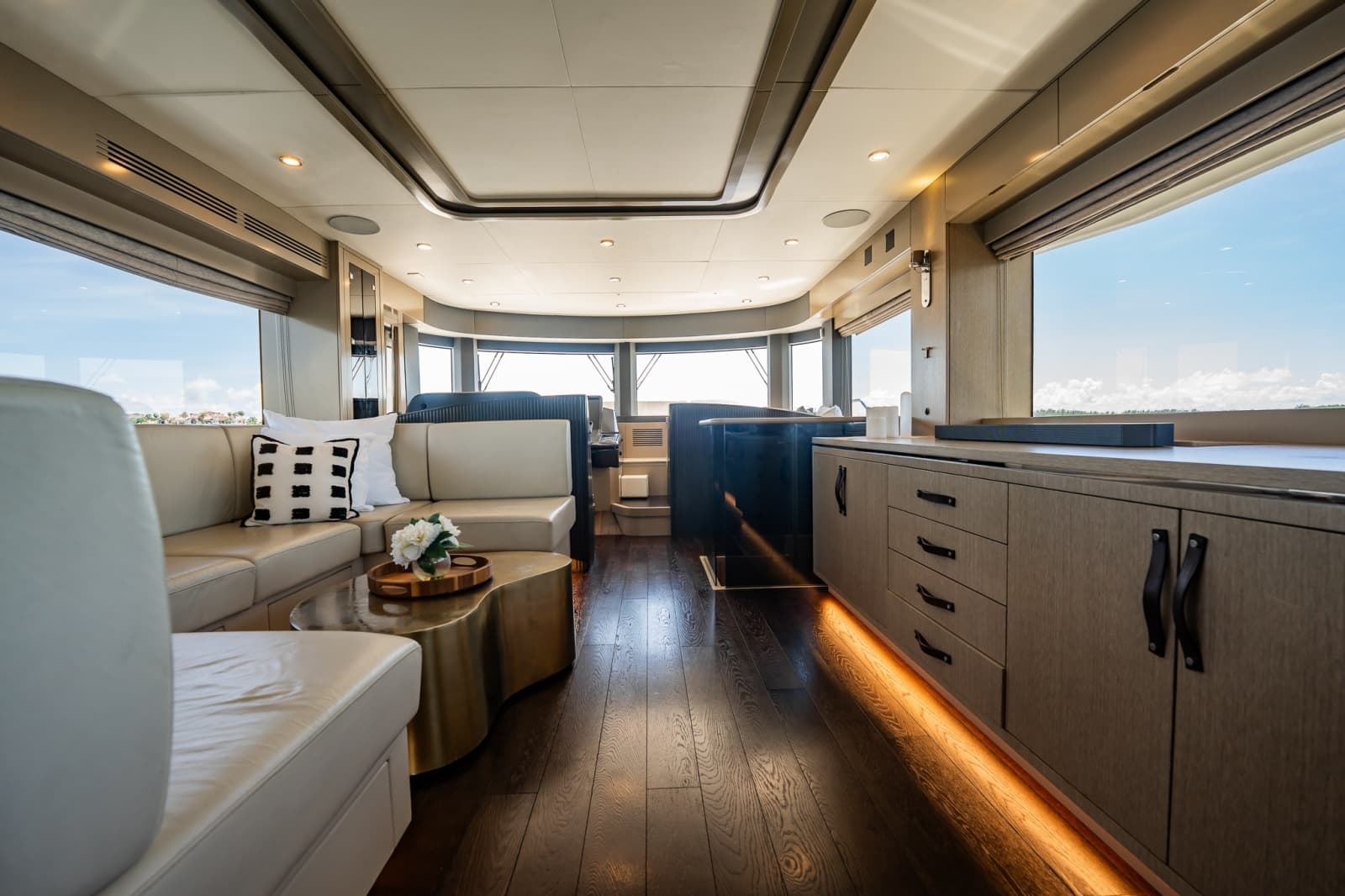 2023 Sirena 68