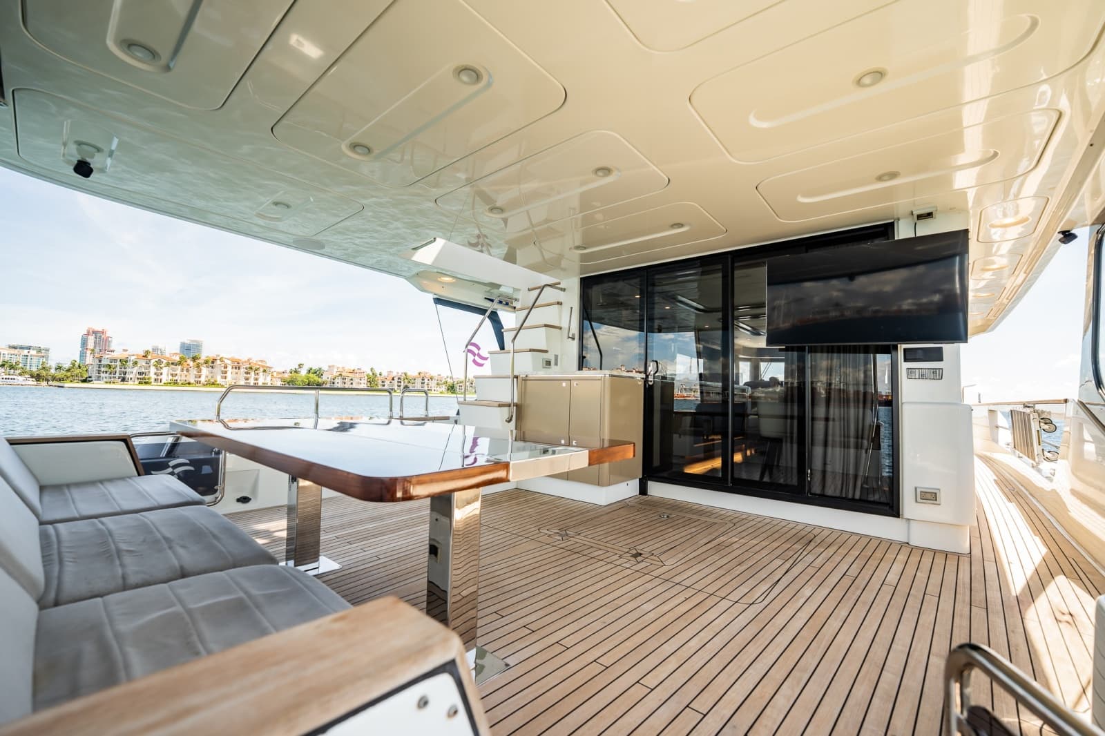 2023 Sirena 68