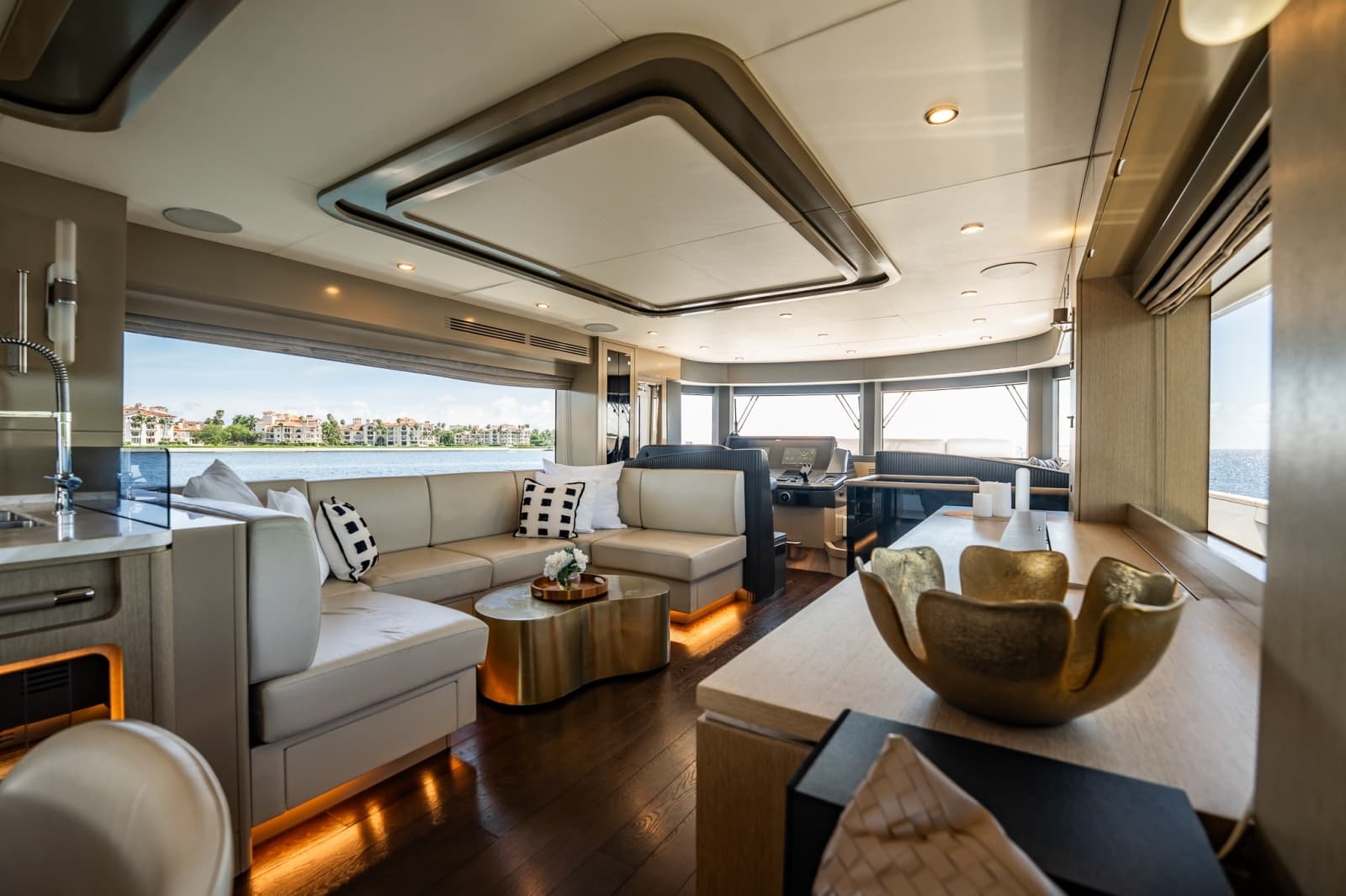 2023 Sirena 68