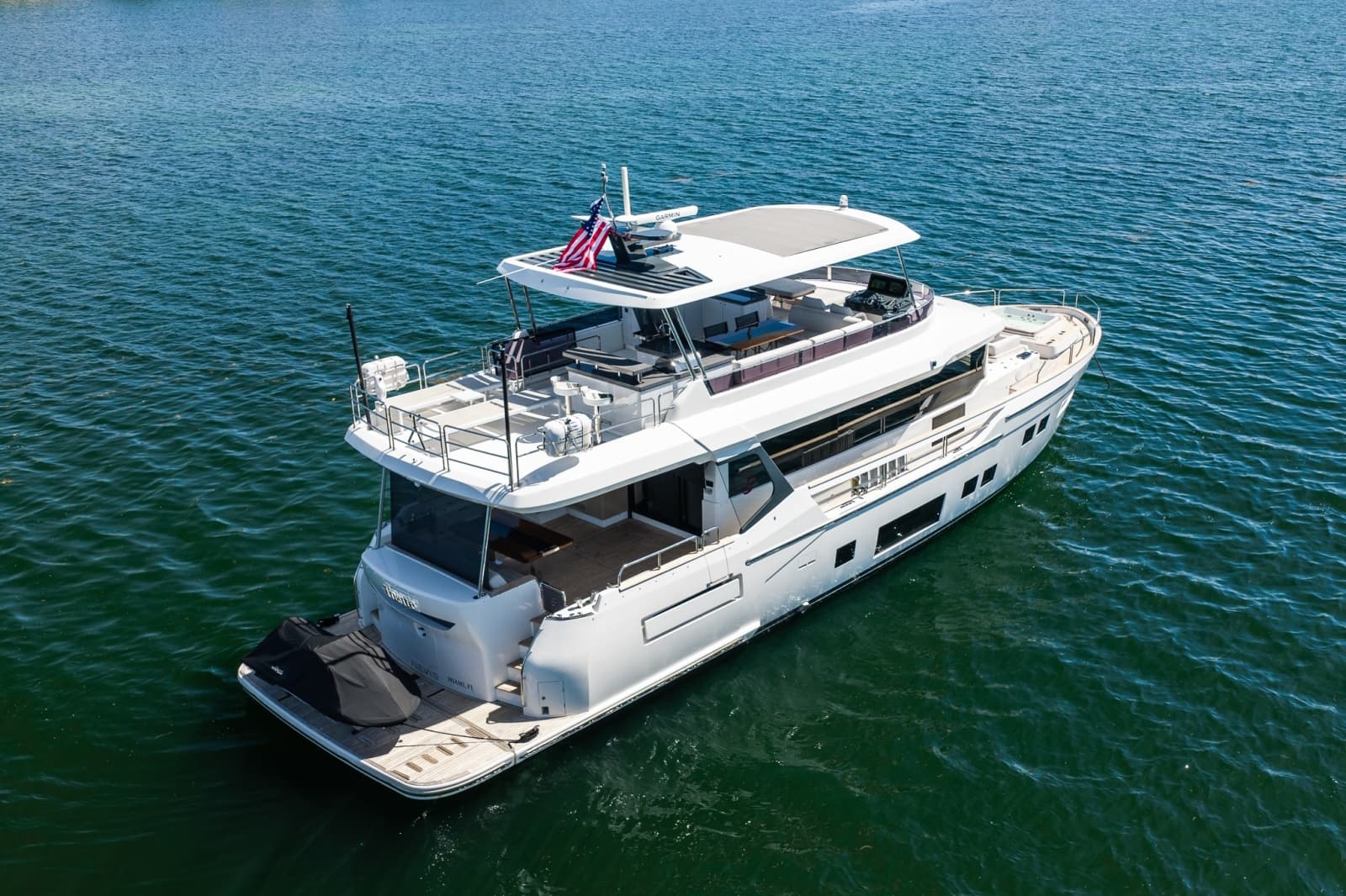 2023 Sirena 68