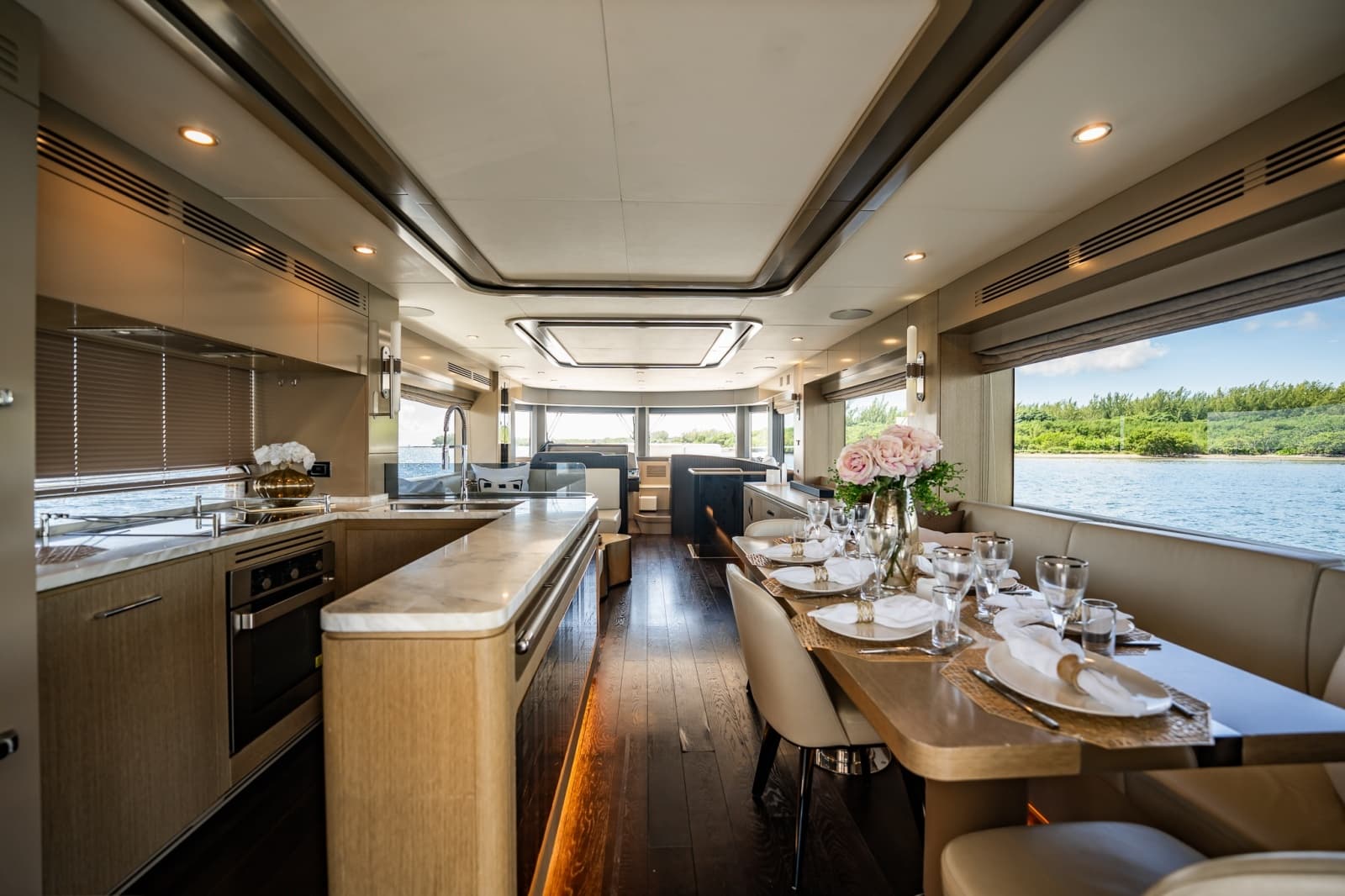 2023 Sirena 68