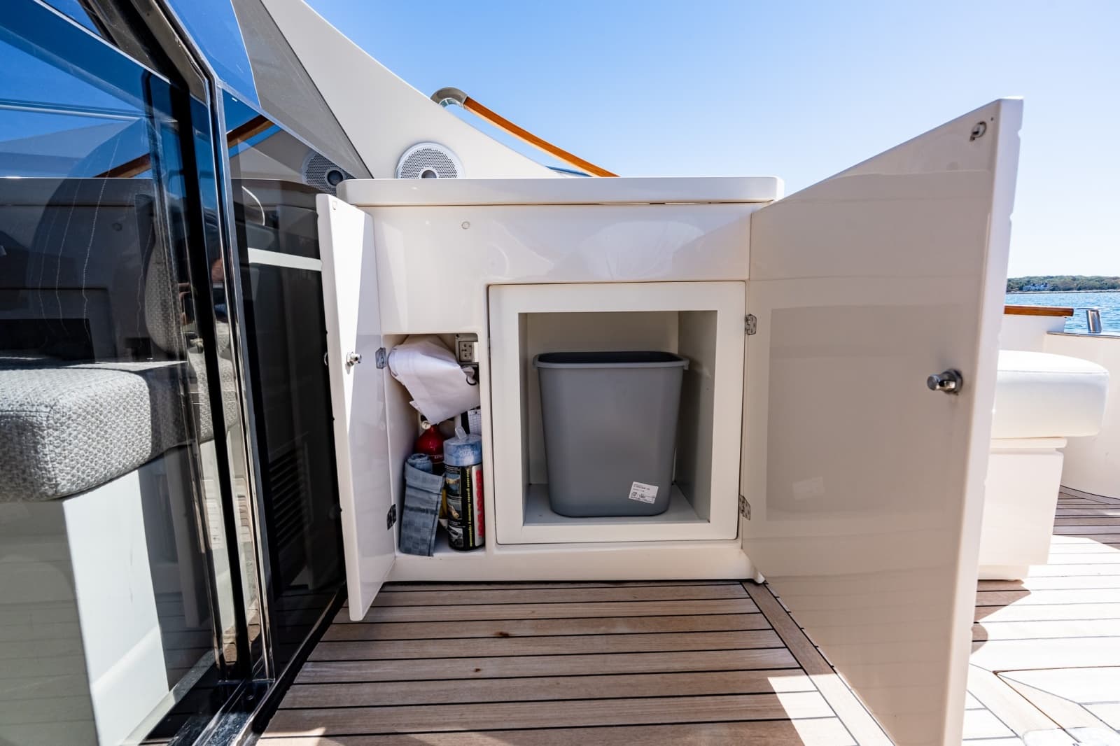 2018 Chris-Craft 44 Commander