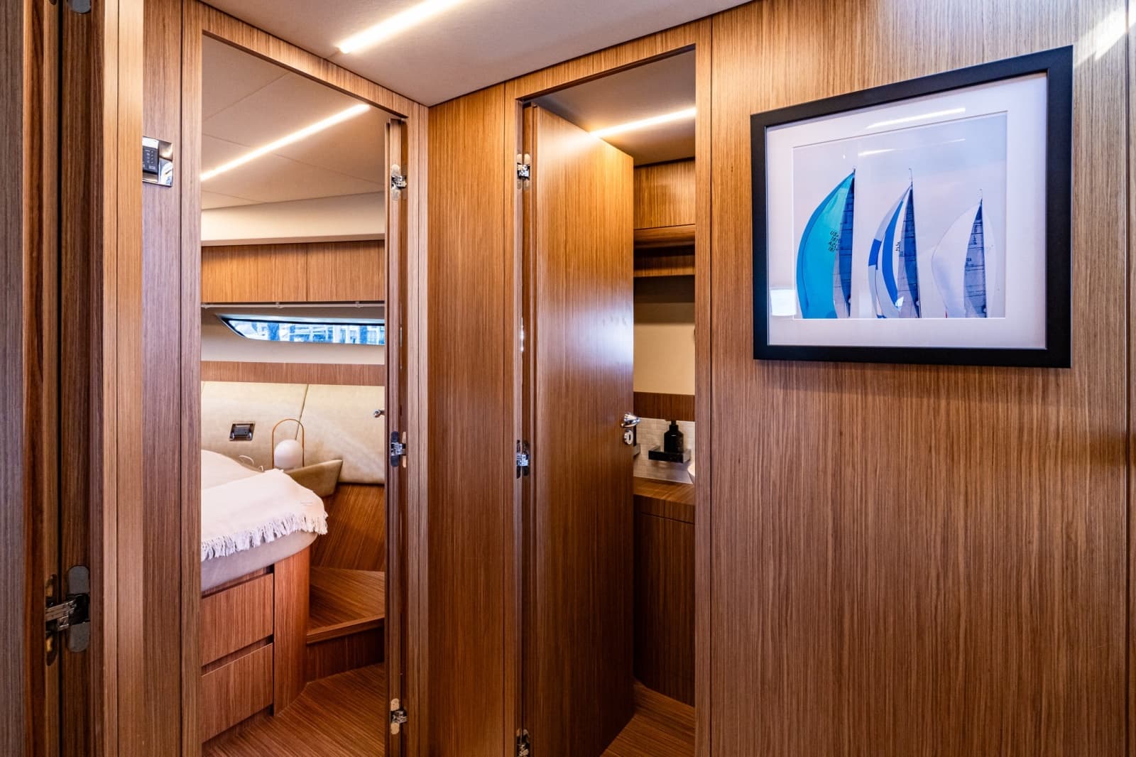 2018 Chris-Craft 44 Commander