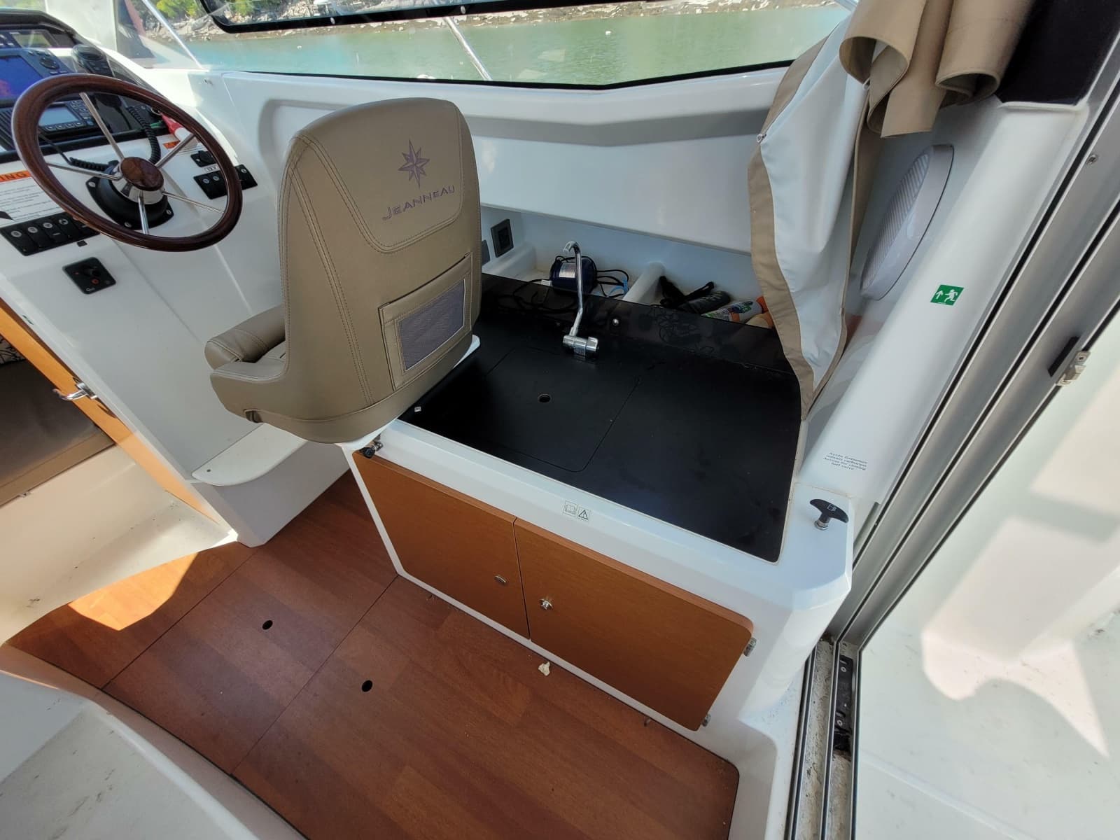 2016 Jeanneau Merry Fisher 755