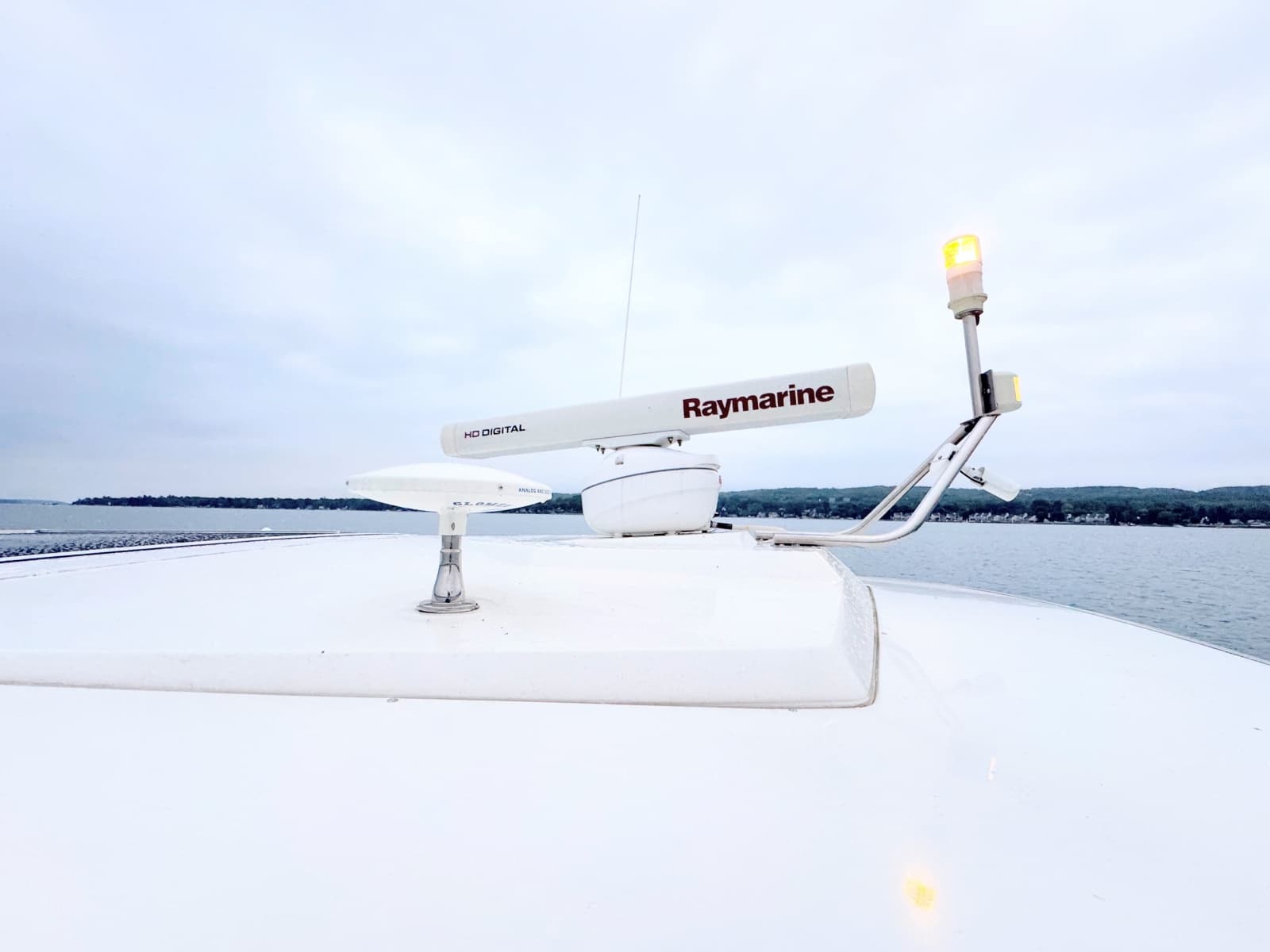 2013 Cruisers Yachts 45 Cantius